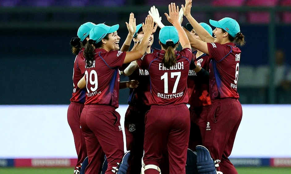 खाली फाइल, भरा मैदान: भारतीय क्रिकेट का वह बैच जिसका रिकॉर्ड कभी टाइप नहीं हुआ खाली फाइल, भरा मैदान: भारतीय क्रिकेट का वह बैच जिसका रिकॉर्ड कभी टाइप नहीं हुआ